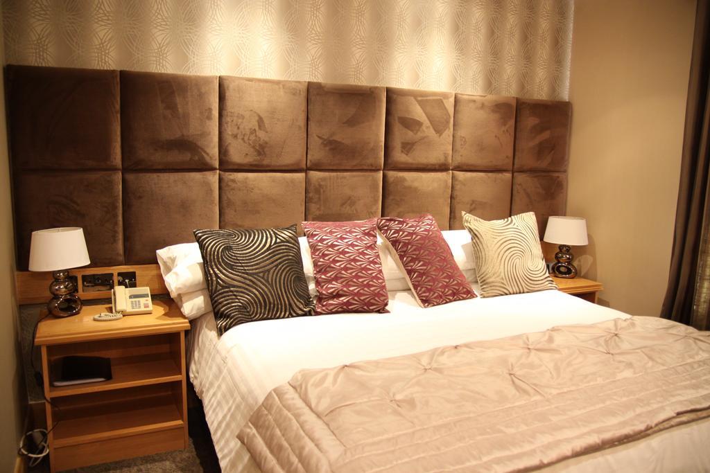The Royal Hotel Cookstown Habitación foto