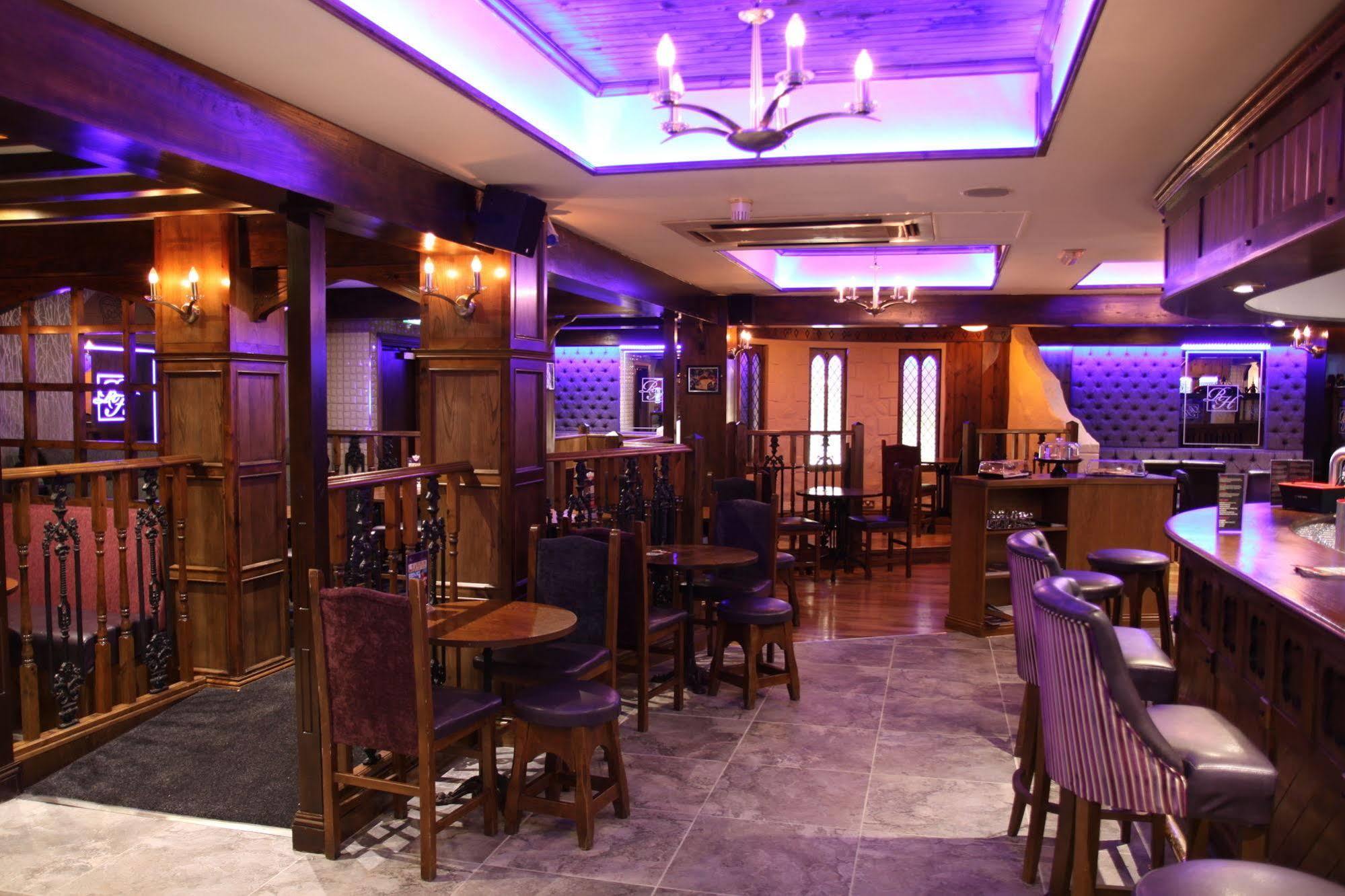 The Royal Hotel Cookstown Exterior foto